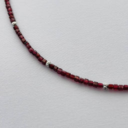 Бусы-Чокер из Граната с Жемчугом 42 см +