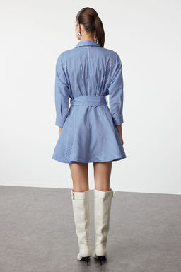 TRENDYOLMILLA Mavi Kusakl? Cizgili Mini Dokuma Gomlek Elbise TWOAW25EL00154  фото 9