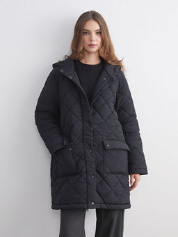 Kap??onlu Kapitone Oversize Kad?n ?i?me Mont