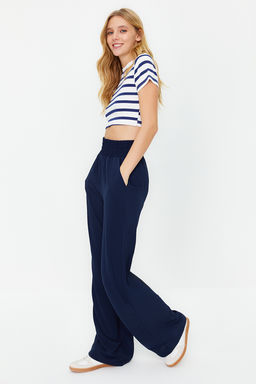 Lacivert Wide Leg/Genis Paca Beli Lastikli Dokuma Pantolon TWOSS22PL00024