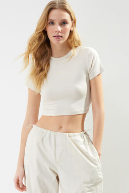 Premium Ac?k Tas-Haki Ekru Cizgili 2li Paket Viskoz Crop Esnek Orme Bluz TWOSS23BZ00194