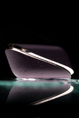 Вакуумно-волновой стимулятор клитора Satisfyer Traveler, силикон, баклажан, 10,7 см