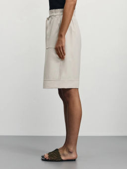 Удлиненные шорты из вискозы на завязках / Zarina  фото 4