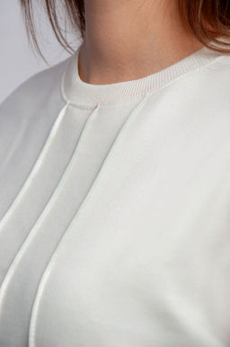 Арт. 2530  Костюм с брюками женский 44-50 (4 шт) Цвет:верх-молочный, низ-молочный