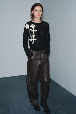 CARDIGAN WITH EMBROIDERED FLOWER