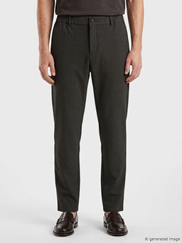 Standart Kal?p Dokulu Erkek Pantolon