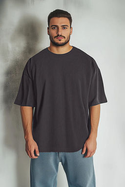 B_y_k Beden Basic Gri Oversize/Geni_ Kesim Dokulu K_r__maz Ottoman T-Shirt TMNSS25BF00013