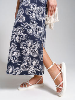 643 Платье "Цветы/т.синий"