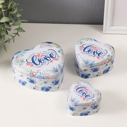 Набор шкатулок для хранения мелочей, украшений Сердце. Любовь, 3 шт., металл, 10.5?12.6?5 см