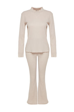 Trendyolmilla Bej Baby Overlok Detayl? Dik Yaka Fitilli Orme Pijama Tak?m? THMAW25PT00030
