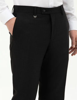 Siyah Slim Fit Kuma_ Pantolon