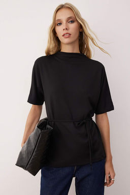 Siyah Baglama Detayl? Regular/Normal Kal?p Orme Bluz TWOAW26BZ00174