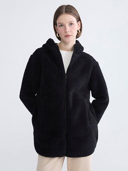 Kap??onlu Kad?n Polar H?rka