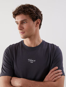 Umut Et Yaz?s? Bask?l? Modal Erkek Ti??rt