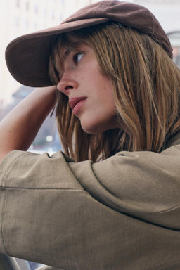 SUEDE LEATHER CAP - Zara фото 3