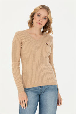 Женский базовый свитер песочного цвета с v-образным вырезом Неожиданная скидка в корзине