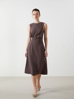 Bisiklet Yaka Krep Midi Elbise