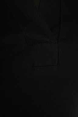 TRENDYOLMILLA Limited Edition Siyah Vucuda Oturan Drape Detayl? Mini Gabardin Dokuma Elbise TWOAW21EL1388