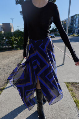 PRINTED ASYMMETRIC MIDI SKIRT - Zara фото 12