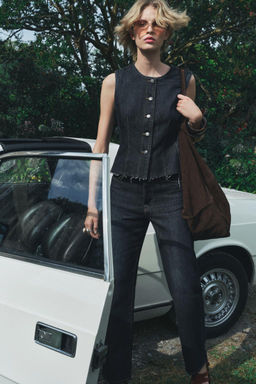 ZW COLLECTION RELAXED FIT MID-RISE JEANS