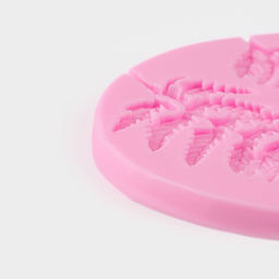 Молд для заливки Доляна Листопад, силикон, d=9,2см, розовый фото 4