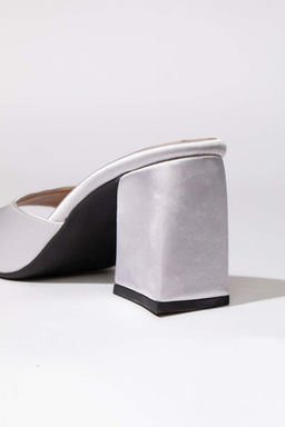 Женские тапочки на каблуке с высокой подошвой и одним ремешком - Defacto фото 6