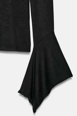 T-SHIRT WITH RUFFLE SLEEVES - Zara фото 8