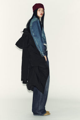 ANORAK LARGO 50% PLUM?N 50% PLUMA CAPUCHA WATER REPELLENT WINDPROOF / Negro - Zara фото 2