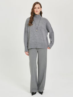 Свитер вязаный оверсайз