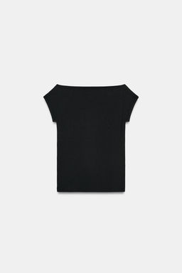 CAMISETA CUELLO BARCO / Negro - Zara фото 5