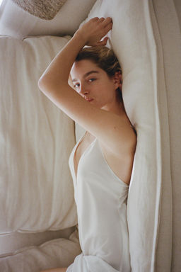 VESTIDO FORRO TIRANTES MULTIPOSICI?N / Blanco roto