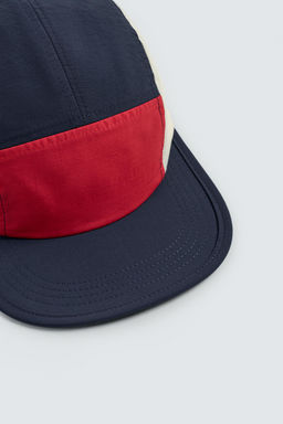 GORRA T?CNICA VISOR PLANO COLOR BLOCK / Marino - Zara фото 7