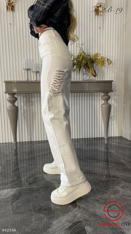 Джинсы с высокой посадкой