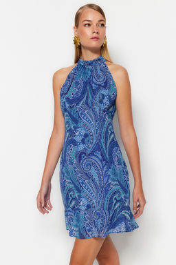 TRENDYOLMILLA Mavi Cicek Desenli Duz Kesim Halter Yaka Mini Astarl? Sifon Dokuma Elbise TWOSS23EL02293  фото 4