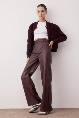 Relaxed/Rahat Straight/Boru Paca Dikis Detayl? Pantolon TWOAW26PL00097