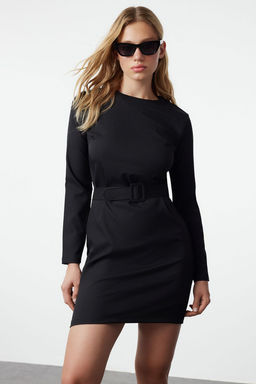 Siyah Shift/Duz Kesim Kemerli Mini Dokuma Elbise TWOAW25EL00190