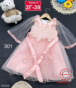 Платье для девочки нарядное
