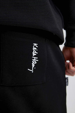 Спортивные брюки с карманами Keith Haring стандартного кроя - Defacto фото 7
