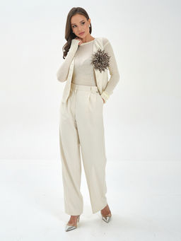 Жилет прилегающего силуэта