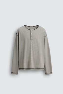 STRIPED HENLEY NECK T-SHIRT - Zara фото 6