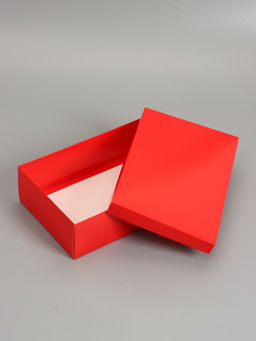 Цена за 5 шт. Коробка складная «Красная», 30 х 20 х 9 см