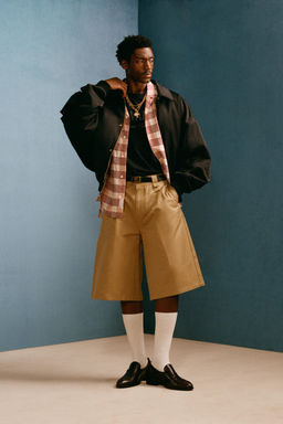 CAZADORA BOMBER OVERSIZE FIT WILLY CHAVARRIA X ZARA / Negro