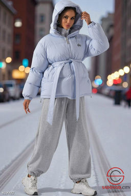 Зимняя дутая женская куртка с капюшоном