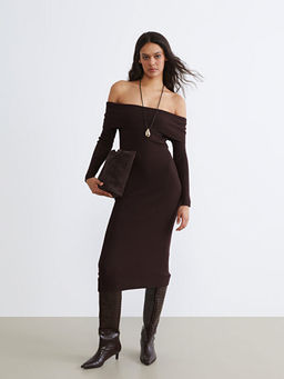 Kay?k Yaka Triko Elbise