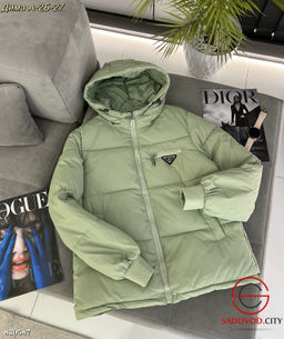 Куртка женская с капюшоном