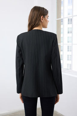 Siyah Cizgili Anvelop Kapama Dokuma Blazer Ceket TWOAW26BC00018