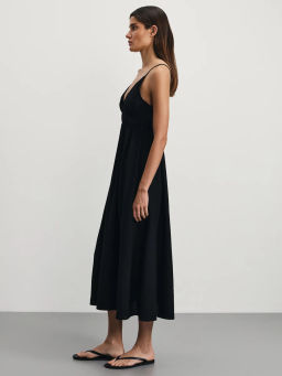 Сарафан с V-образным вырезом из жатой вискозы / Zarina  фото 4