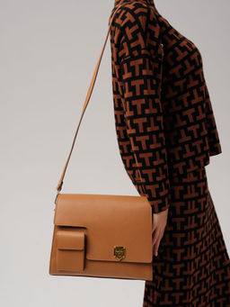 Кожаная сумка Deboro 31104 коричневый лист