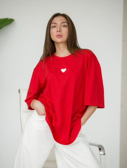 256 Оверсайз футболка, красный с сердечком