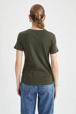 Базовая футболка из 100 % хлопка с короткими рукавами и v-образным вырезом приталенного кроя - Defacto фото 6